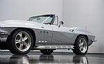 1966 Corvette Convertible Thumbnail 22