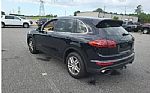 2016 Cayenne Thumbnail 5