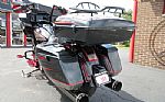 2023 CVO Road Glide Thumbnail 10