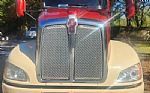 2013 T660 Thumbnail 2