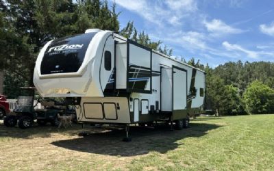 Photo of a 2025 Keystone Fuzion Impact 367 for sale