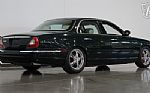 2004 XJ8 Thumbnail 32
