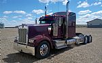 2019 W900 Thumbnail 4