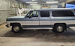 1990 Suburban SLE Thumbnail 4