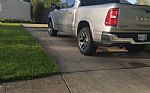 2025 1500 Laramie Crew Cab Thumbnail 3
