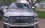 2025 1500 Laramie Crew Cab Thumbnail 8