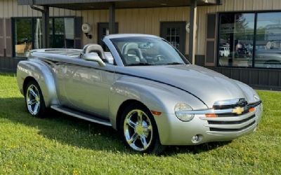 Photo of a 2005 Chevrolet SSR for sale