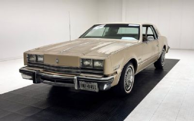 Photo of a 1985 Oldsmobile Toronado Brougham 2 Door Hardt 1985 Oldsmobile Toronado Brougham 2 Door Hardtop for sale