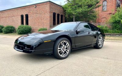 Photo of a 1988 Pontiac Fiero for sale