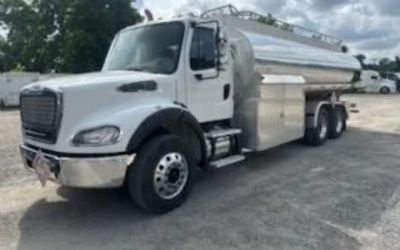 Photo of a 2015 Freightliner Business Class M2 106 for sale