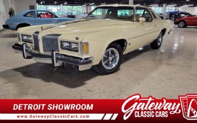 Photo of a 1976 Pontiac Grand Prix for sale