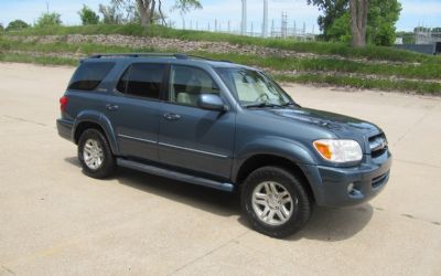 Photo of a 2005 Toyota Sequoia Limited All Options Plus DVD for sale