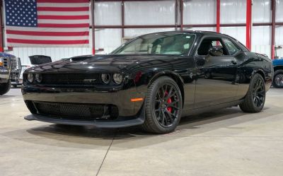 Photo of a 2016 Dodge Challenger SRT Hellcat for sale