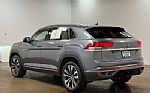 2023 Atlas Cross Sport Thumbnail 5