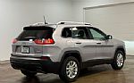 2019 Cherokee Thumbnail 4