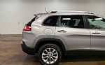 2019 Cherokee Thumbnail 33