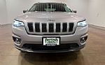 2019 Cherokee Thumbnail 40