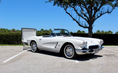 1962 Chevrolet Corvette 2DR Convertible 