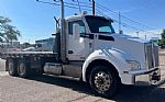 2016 T880 Thumbnail 2