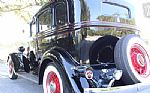 1933 Sedan PD Thumbnail 28