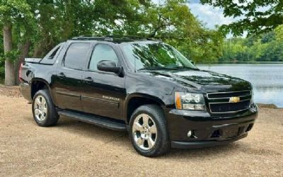 Photo of a 2013 Chevrolet Avalanche LS Black Diamond for sale