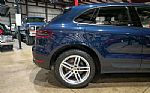 2018 Macan Thumbnail 9