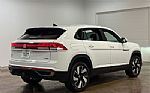 2024 Atlas Cross Sport Thumbnail 4