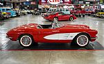 1961 Corvette Convertible Thumbnail 75