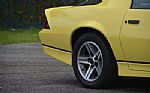 1985 Camaro IROC Z28 Thumbnail 2