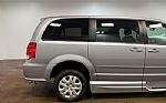 2016 Grand Caravan Thumbnail 39