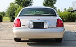 2002 Town Car Executive Thumbnail 26