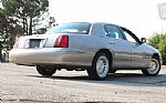 2002 Town Car Executive Thumbnail 30