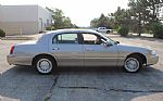 2002 Town Car Executive Thumbnail 31