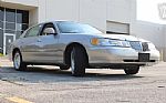 2002 Town Car Executive Thumbnail 35