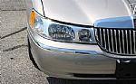 2002 Town Car Executive Thumbnail 38