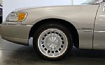 2002 Town Car Executive Thumbnail 54