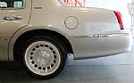 2002 Town Car Executive Thumbnail 62