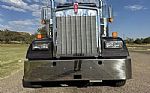 2025 W900L Thumbnail 5