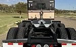 2025 W900L Thumbnail 6