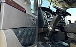 2025 W900L Thumbnail 10