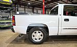 2005 Sierra 1500 SLT Thumbnail 9