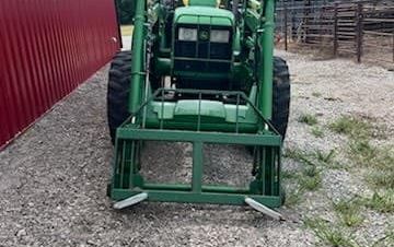 Photo of a 2012 John Deere 5520 Tractor for sale