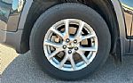 2015 Cherokee Thumbnail 39