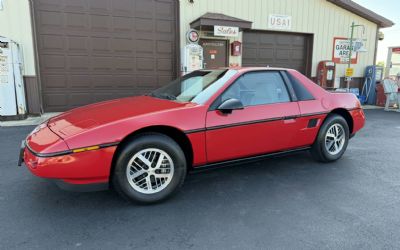 Photo of a 1988 Pontiac Fiero SE for sale