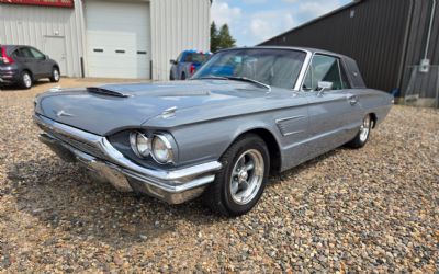 Photo of a 1965 Ford Thunderbird 390 V8 - Fresh Paint! for sale