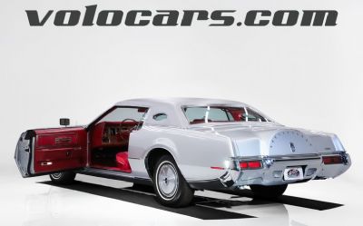 Photo of a 1973 Lincoln Continental MK IV Silver Luxur 1973 Lincoln Continental MK IV Silver Luxury for sale