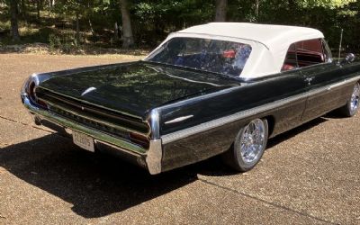 Photo of a 1962 Pontiac Bonneville Convertible for sale