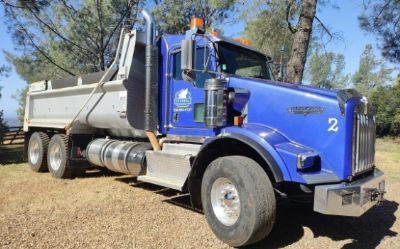Photo of a 2016 Kenworth T800 Day Cab Truck Heavy-Duty Diesel for sale