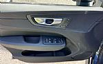 2024 XC60 Thumbnail 16
