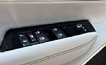2022 Wagoneer Thumbnail 14